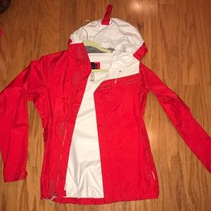 Women’s Patagonia rain jacket- poppy red